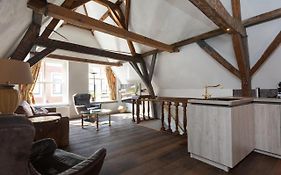 The Loft 300 - R Q C